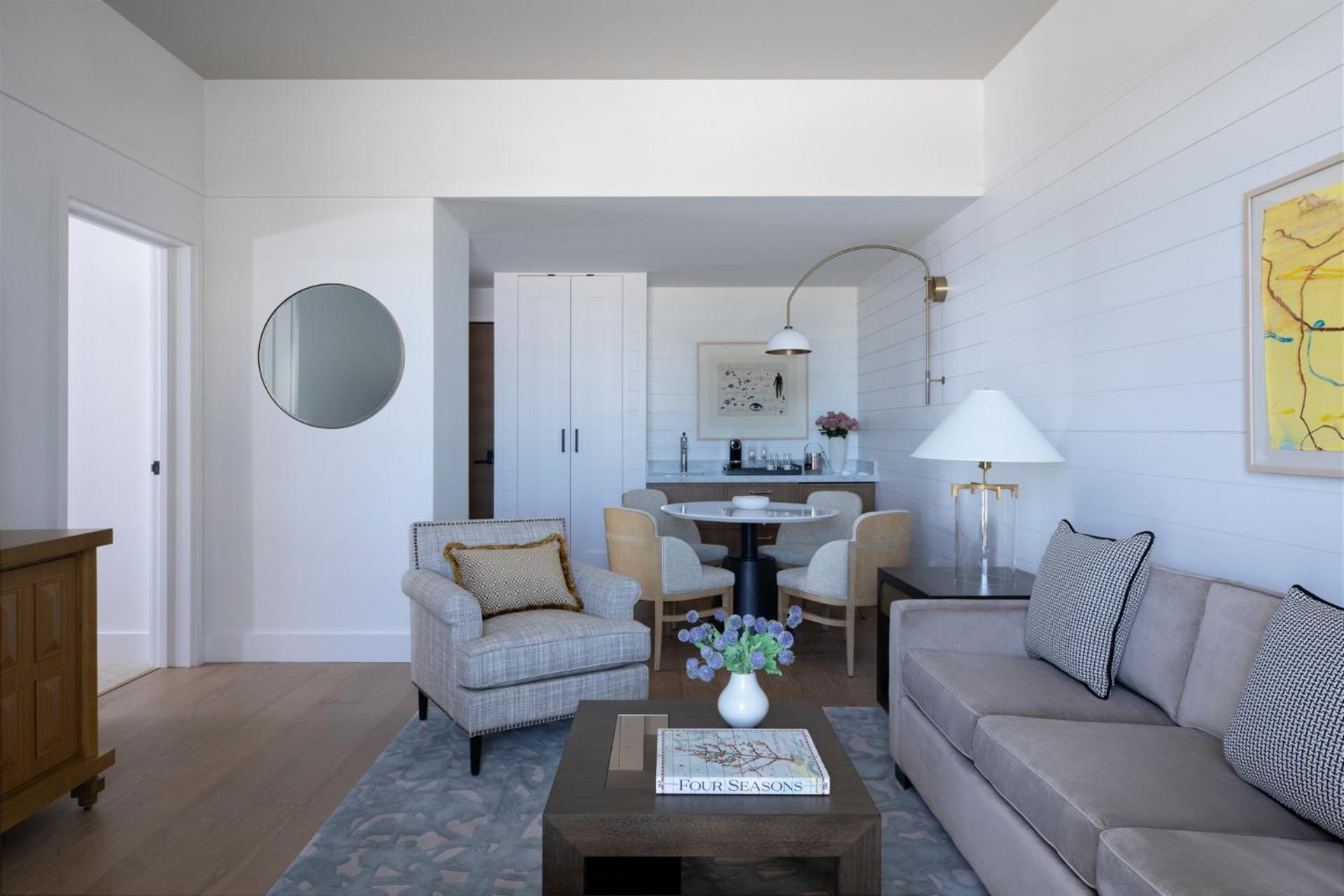 Accessible Mobility One Bedroom Suite River View King